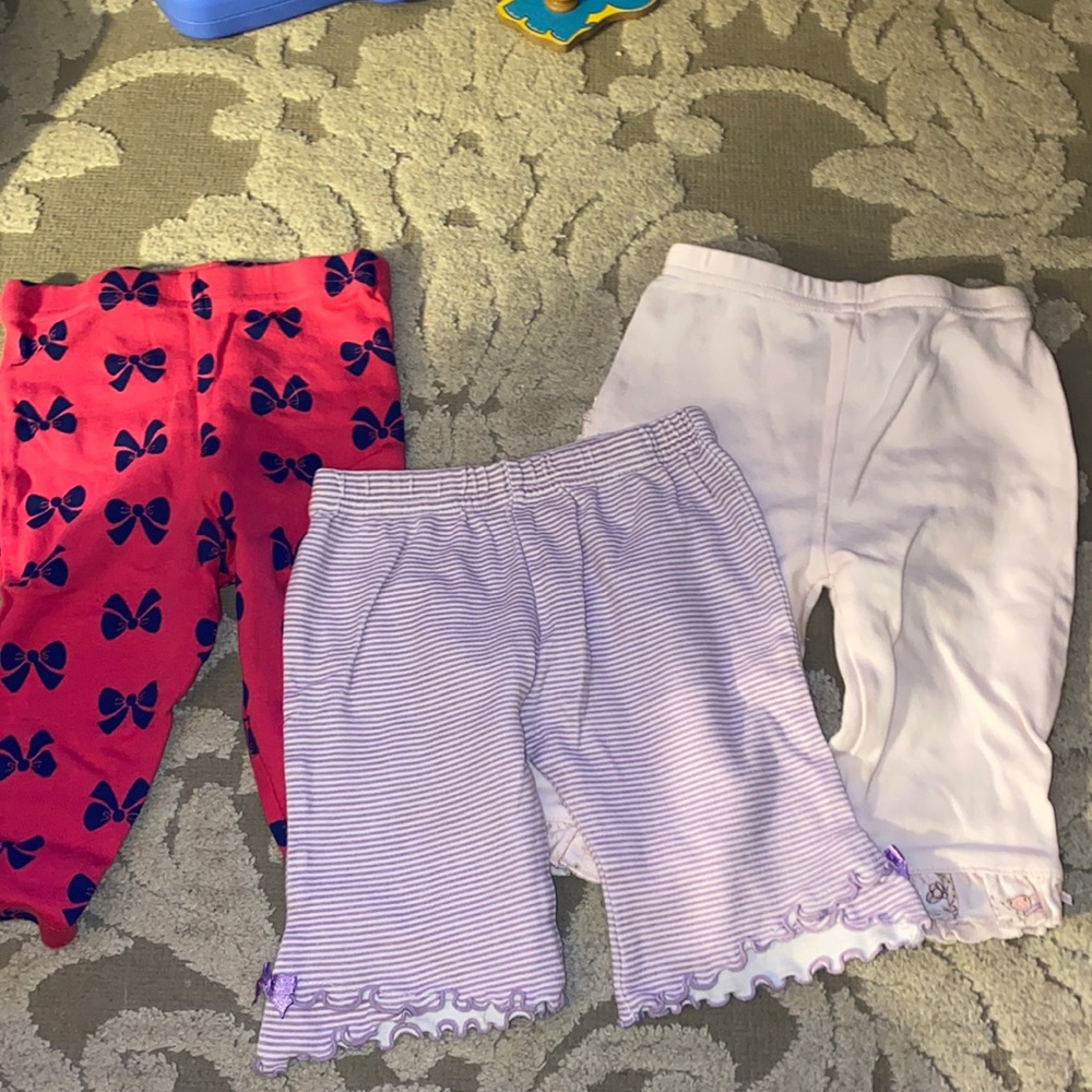 Bundle of 3 baby girl pants size 3-6 months